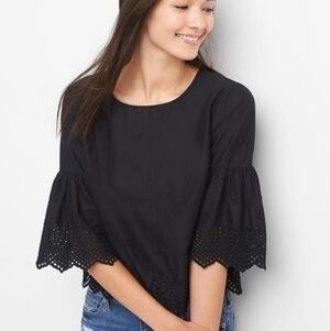 Gap Bell Sleeve Eyelet Top True Black